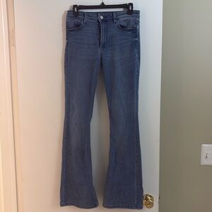 Medium Wash Flare Jean